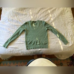 Quince Green Cashmere Crewneck Sweater